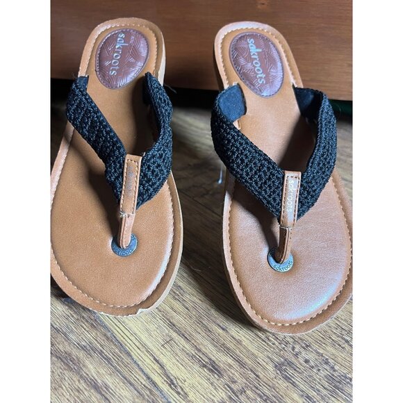 Sakroots Black Thong Sandal with Crochet size 7 - Picture 1 of 6